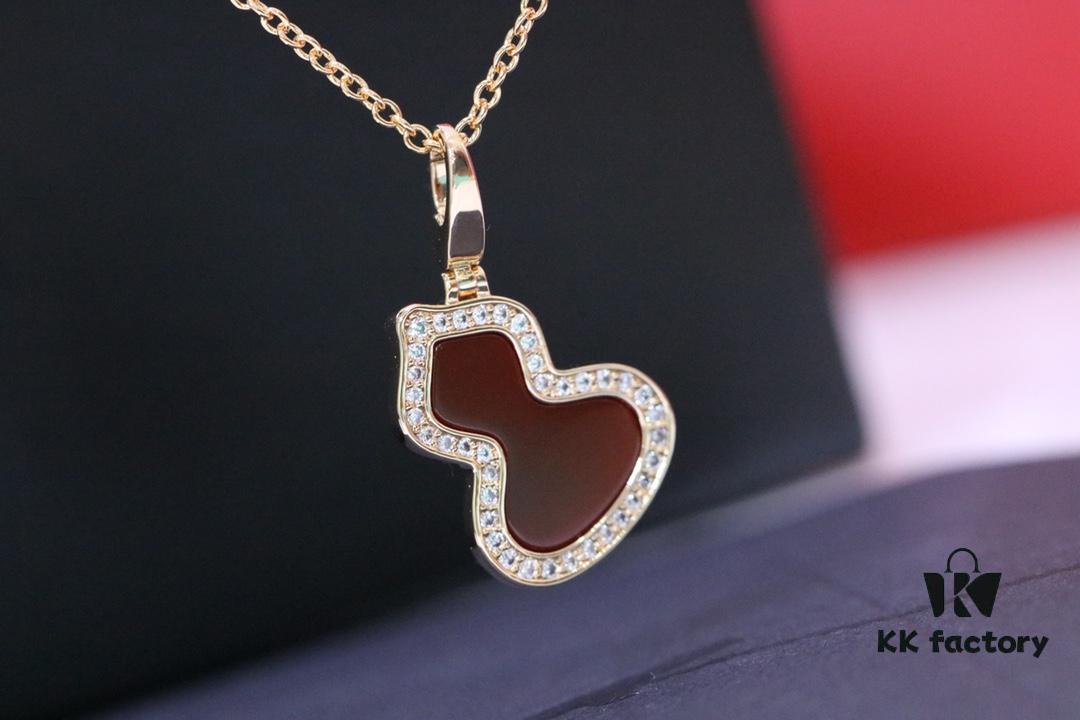 Large Red Agate Gourd Necklace in V-Gold Plated 18K Thick Gold