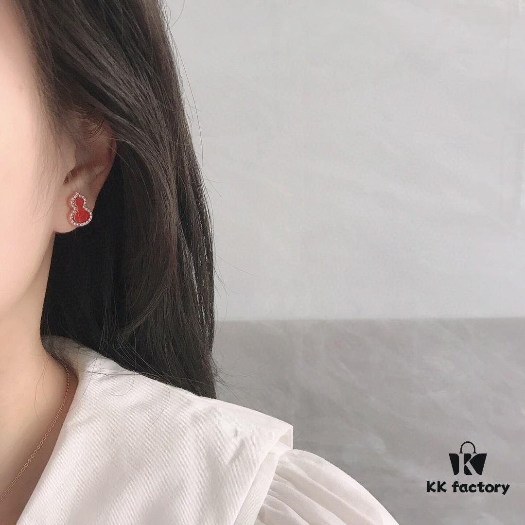 Kirin Gourd Set: Necklace, Bracelet, and Stud Earrings Available