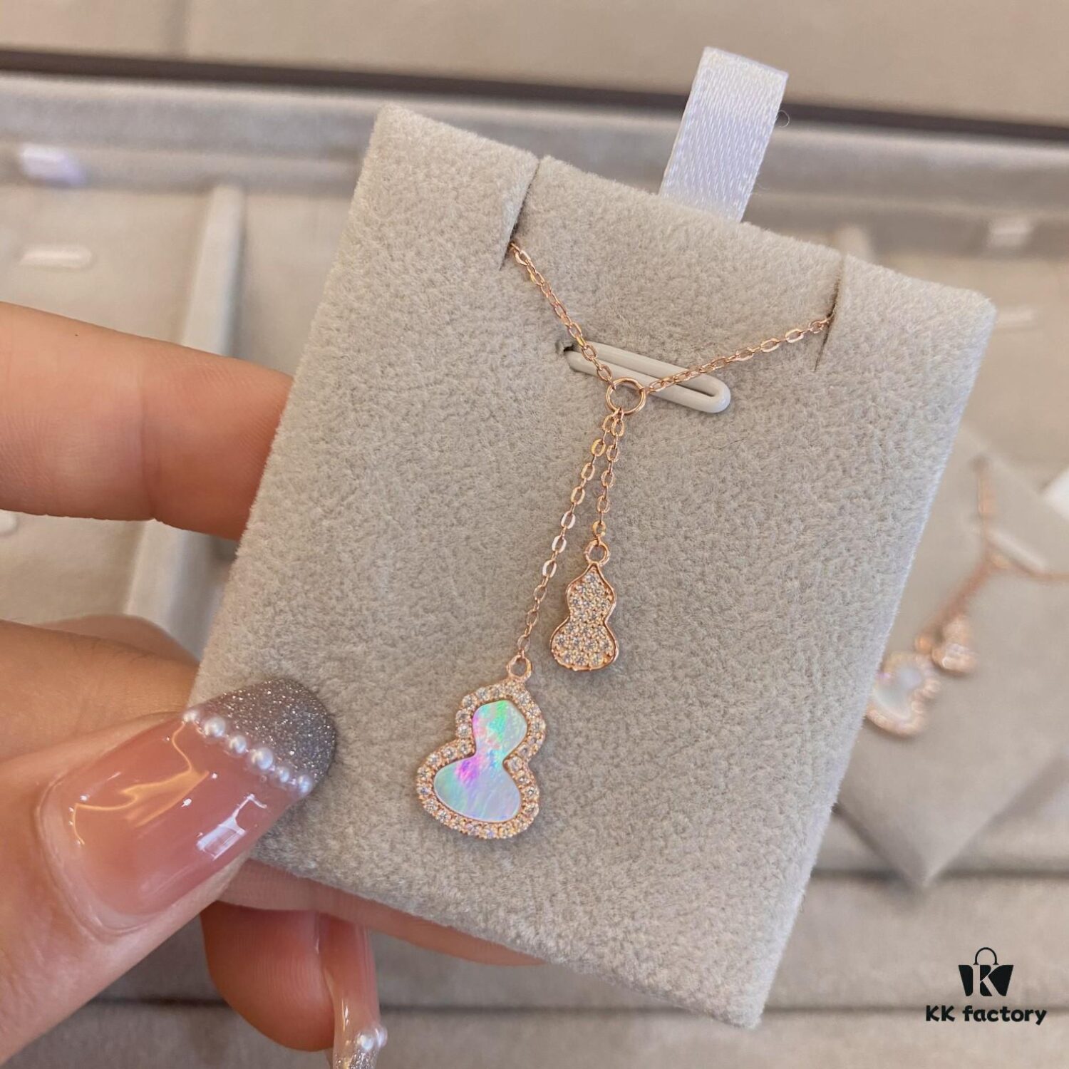 Qeelin White Gold Double HuLu, Double Happiness, Exquisite and Precious Couture Wulu High Jewelry Collection