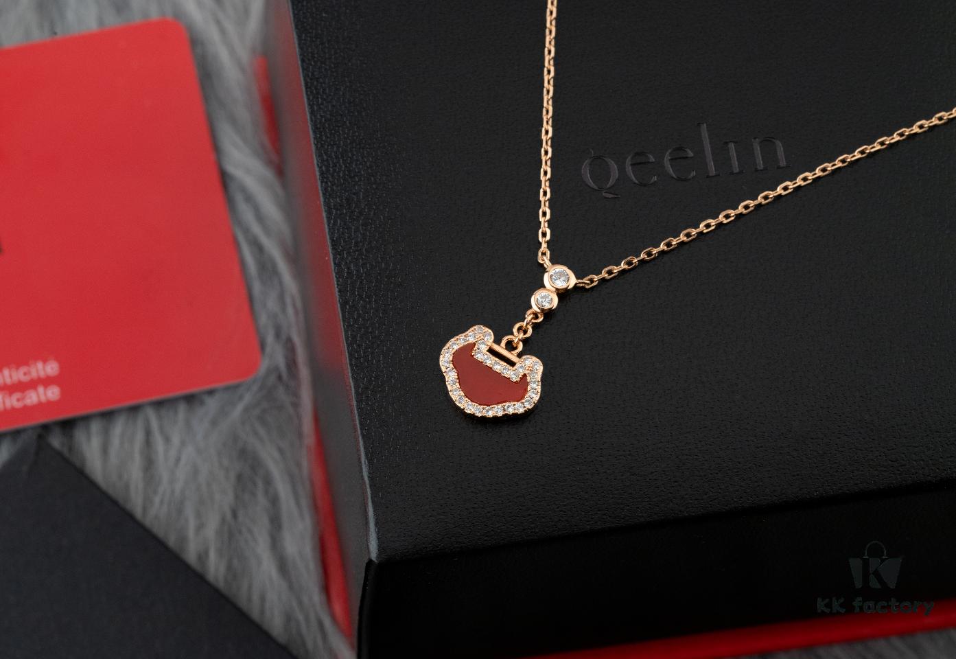 Qeelin Kirin Yu Yi Series Pendant Necklace – S925 Silver with Natural Carnelian, Mother of Pearl, and 18K Rose Gold Chain