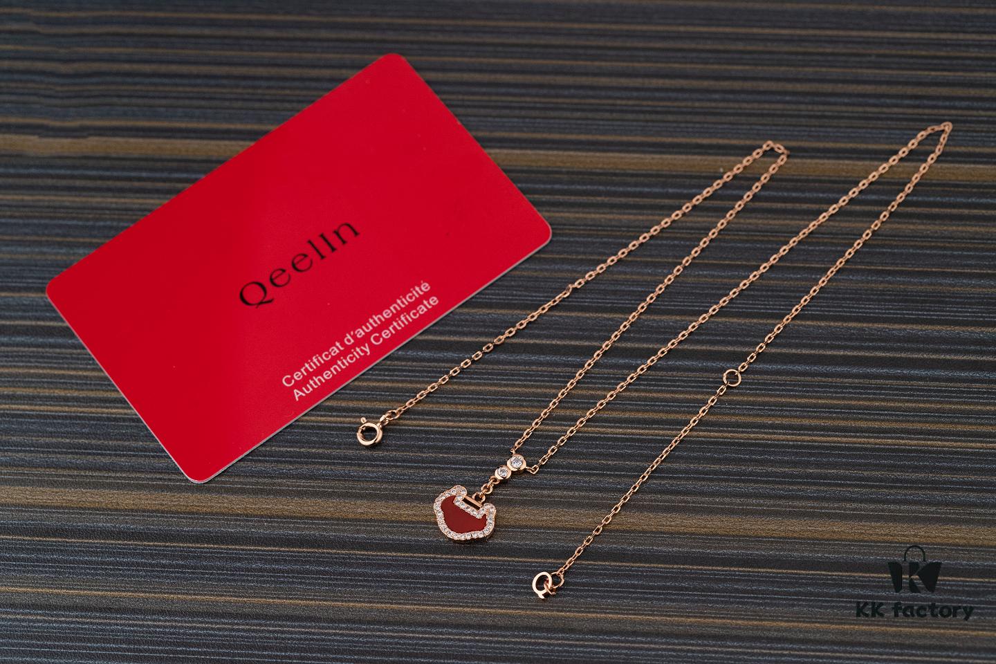 Qeelin Kirin Yu Yi Series Pendant Necklace – S925 Silver with Natural Carnelian, Mother of Pearl, and 18K Rose Gold Chain