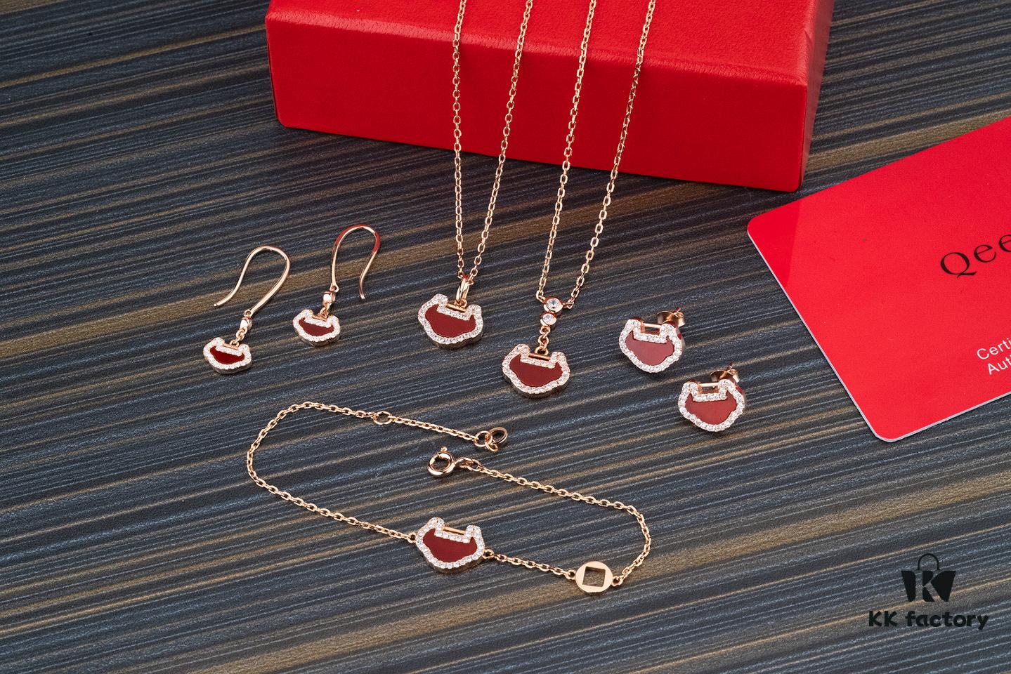 Qeelin Kirin Yu Yi Series Pendant Necklace – S925 Silver with Natural Carnelian, Mother of Pearl, and 18K Rose Gold Chain