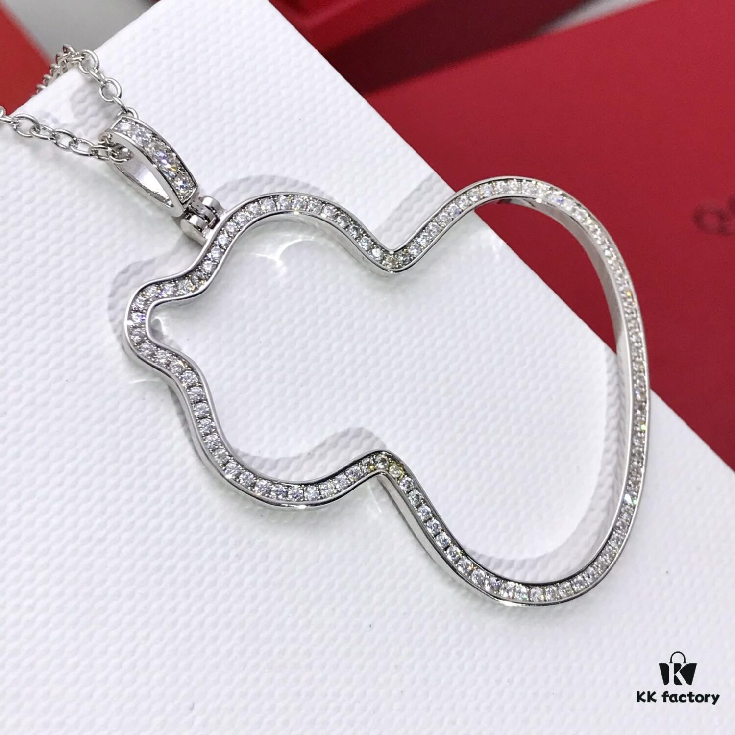 Qilin Large Gourd Diamond-Encrusted Necklace