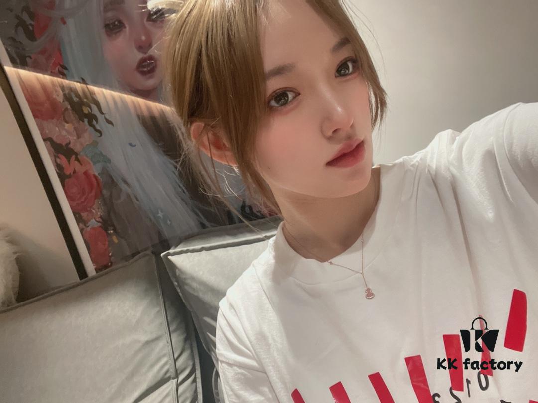 Qeeli * Pink Protein Gourd