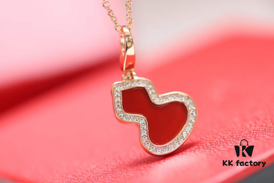 Qeelin Wulu Rose Gold Gourd Necklace