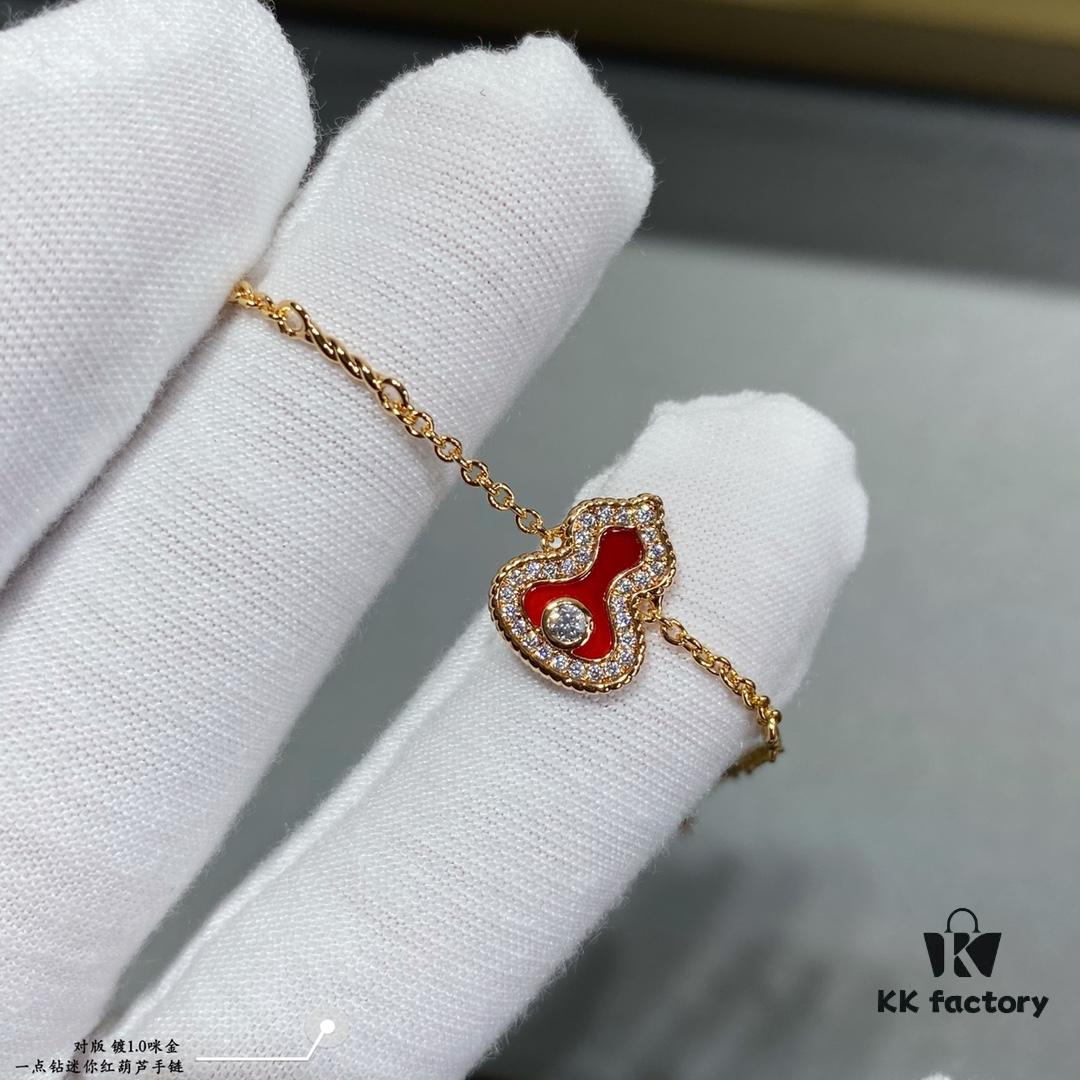 Kirin Mini Diamond Red Gourd Bracelet, Stylish and Versatile with Thick Gold Plating, Real Gold Feel, Featuring Eight Hearts and Eight Arrows High-Carbon Diamonds