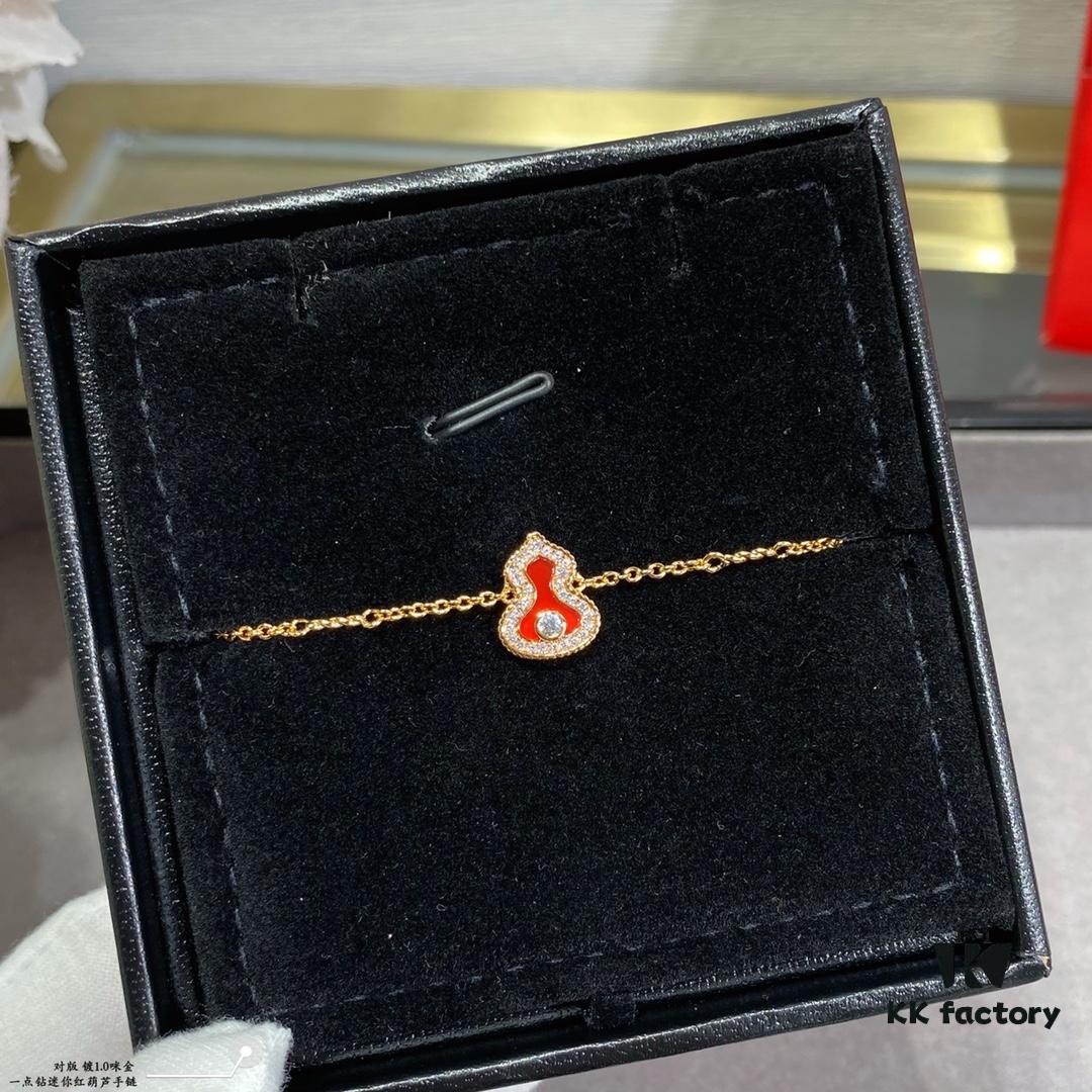 Kirin Mini Diamond Red Gourd Bracelet, Stylish and Versatile with Thick Gold Plating, Real Gold Feel, Featuring Eight Hearts and Eight Arrows High-Carbon Diamonds