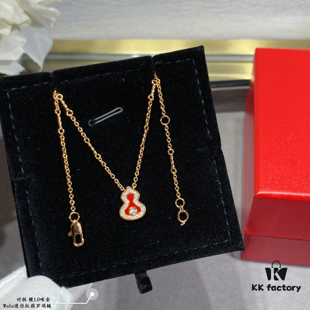 Kirin Mini Diamond Red Gourd Necklace, Stylish and Versatile with Thick Gold Plating, Real Gold Feel, Eight Hearts and Eight Arrows High-Carbon Diamond, Small and Exquisite