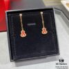 Kirin Mini Diamond Red Gourd Earrings, High Aesthetic Appeal, Excellent Fit, Versatile Design, Thick Gold Plating with Real Gold Texture, Eight-Heart Eight-Arrow High-Carbon Diamonds, Small and Exquisite