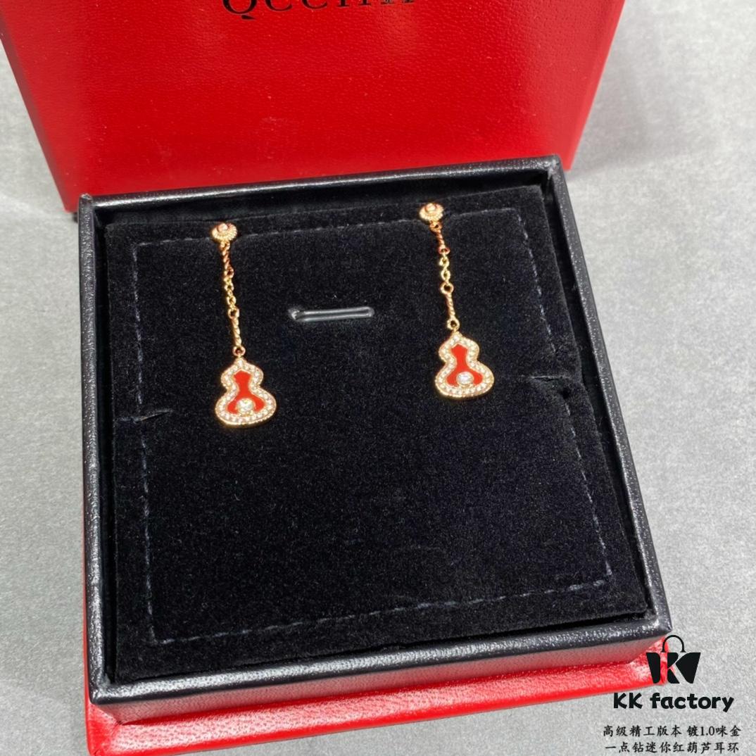 Kirin Mini Diamond Red Gourd Earrings, High Aesthetic Appeal, Excellent Fit, Versatile Design, Thick Gold Plating with Real Gold Texture, Eight-Heart Eight-Arrow High-Carbon Diamonds, Small and Exquisite