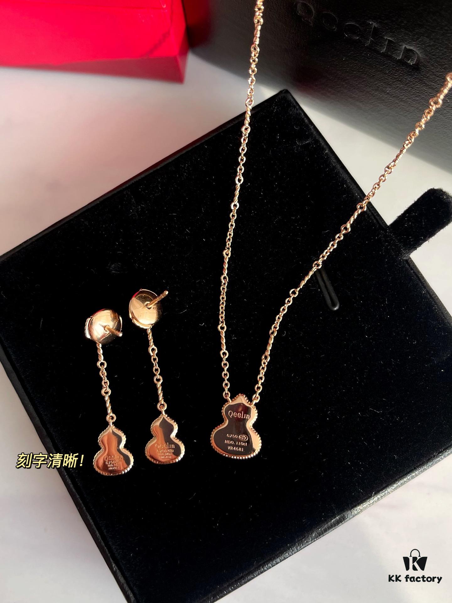 Rhinestone Gourd Design