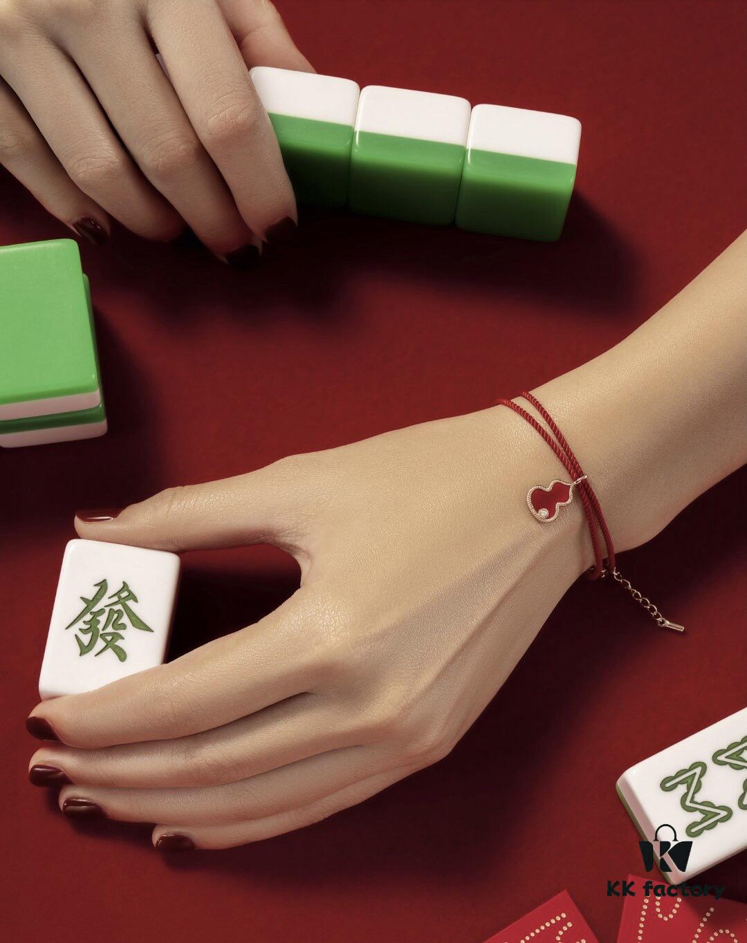 Two Ways to Wear! Same Style as Zhao Lusi