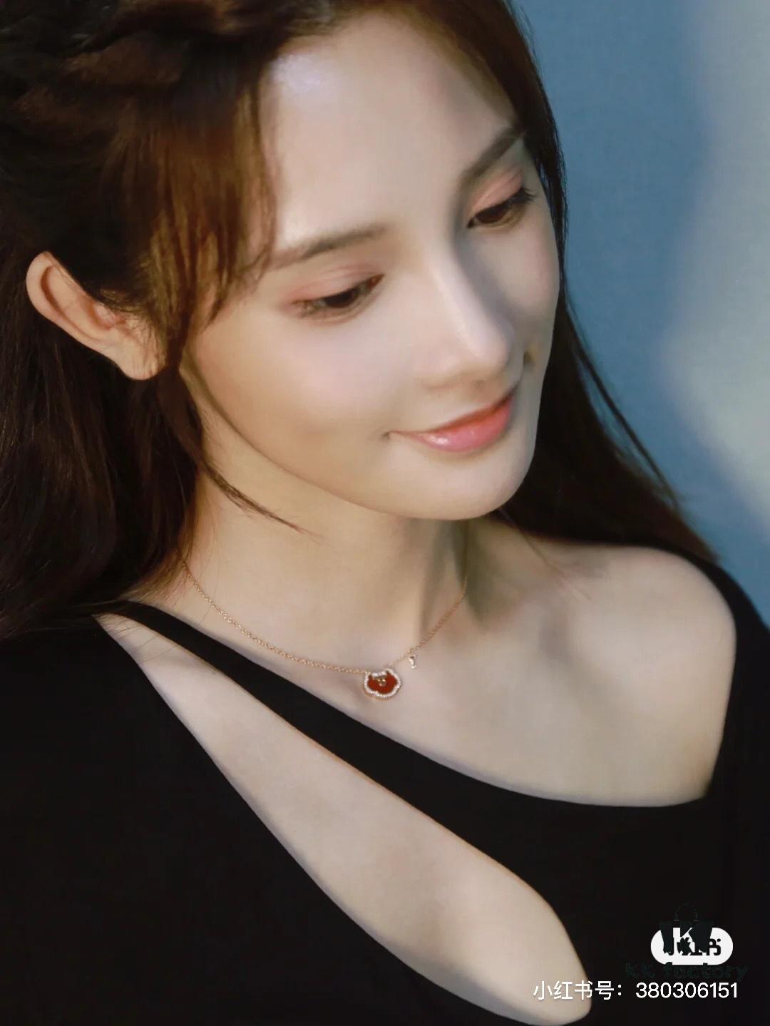 Last Fit Look: Adorable, Elegant, and Versatile Style