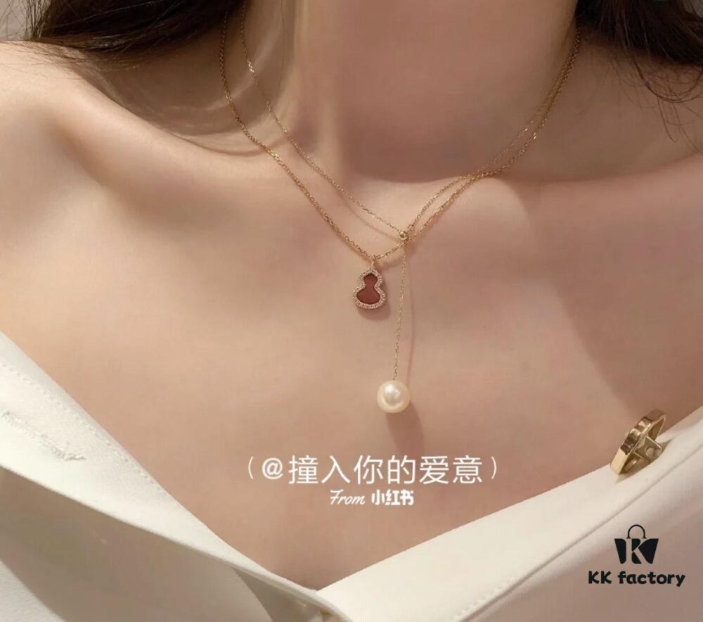 Classic Style Never Goes Out of Fashion, This Small Gourd Necklace Is Versatile and Matches Any Outfit