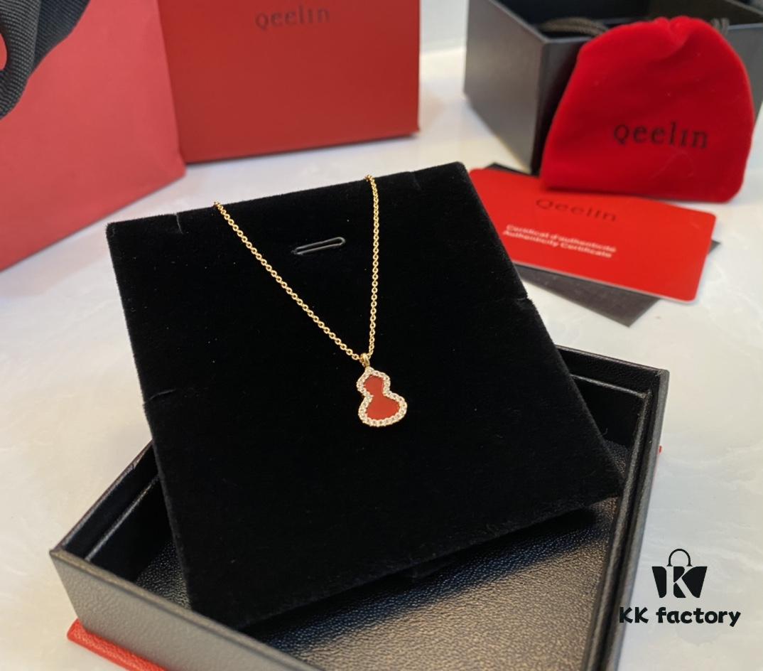 Red Gourd Real Shot: Red Agate Necklace with Vivid Color and Crystal Clarity