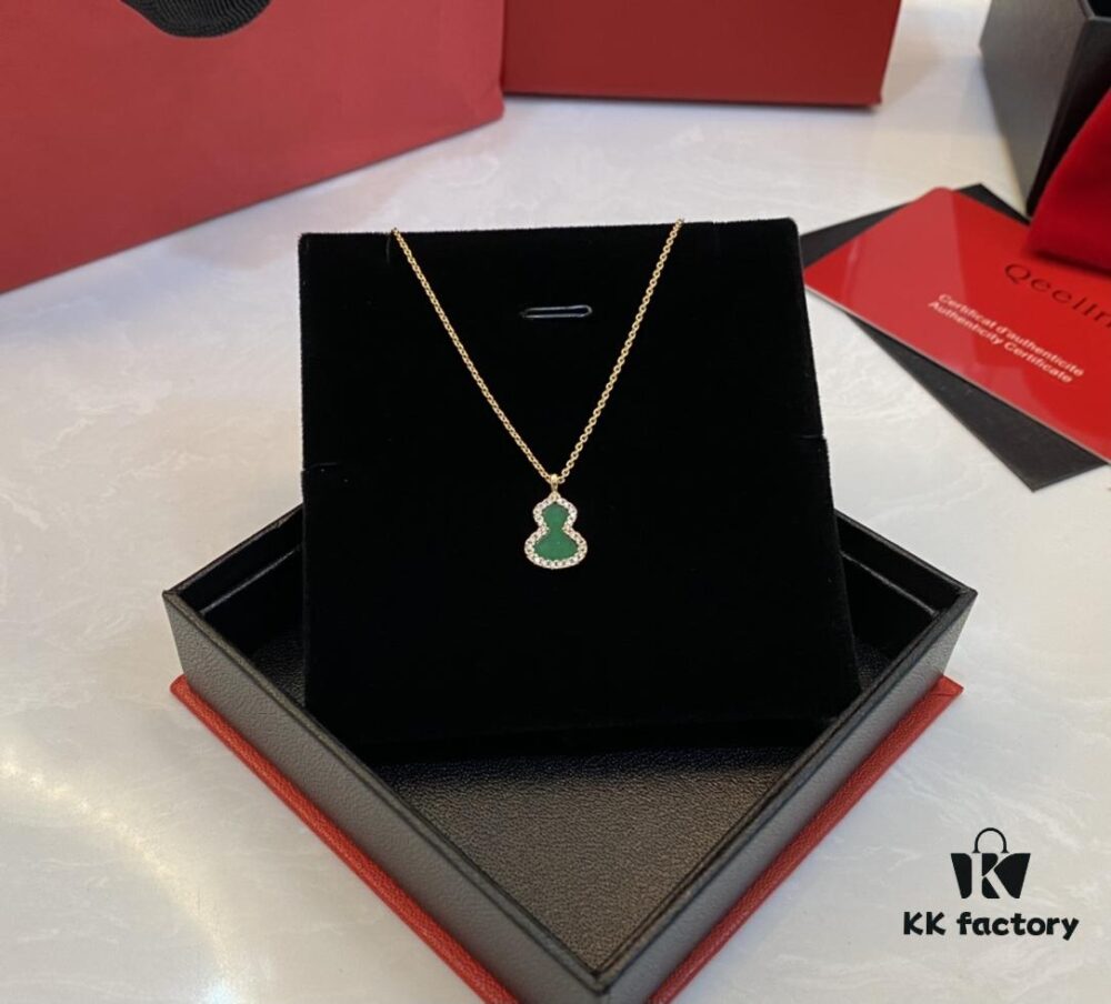 Real Green Jade Gourd Pendant, Symbolizing Blessings, Prosperity, and Good Fortune