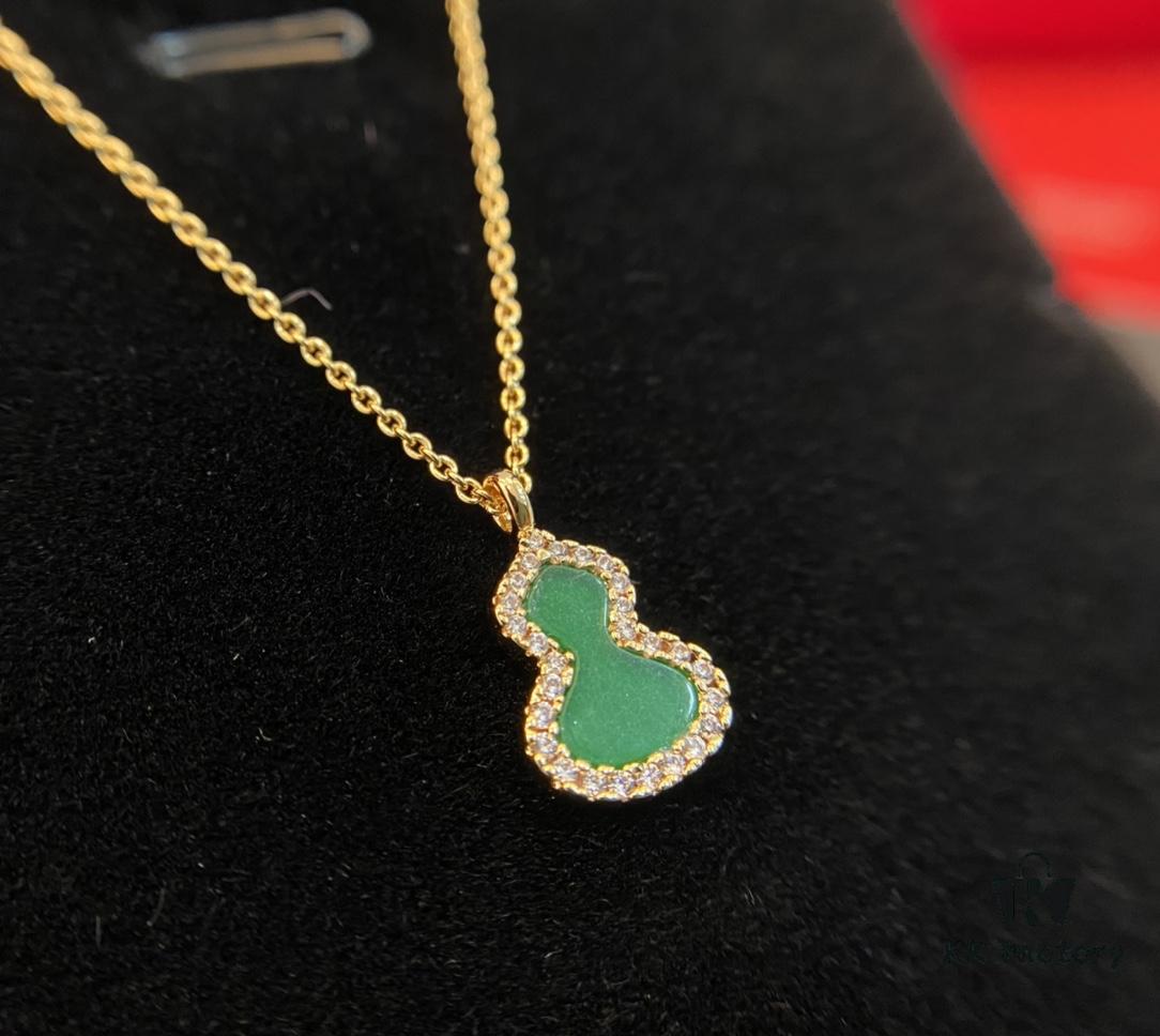 Real Green Jade Gourd Pendant, Symbolizing Blessings, Prosperity, and Good Fortune