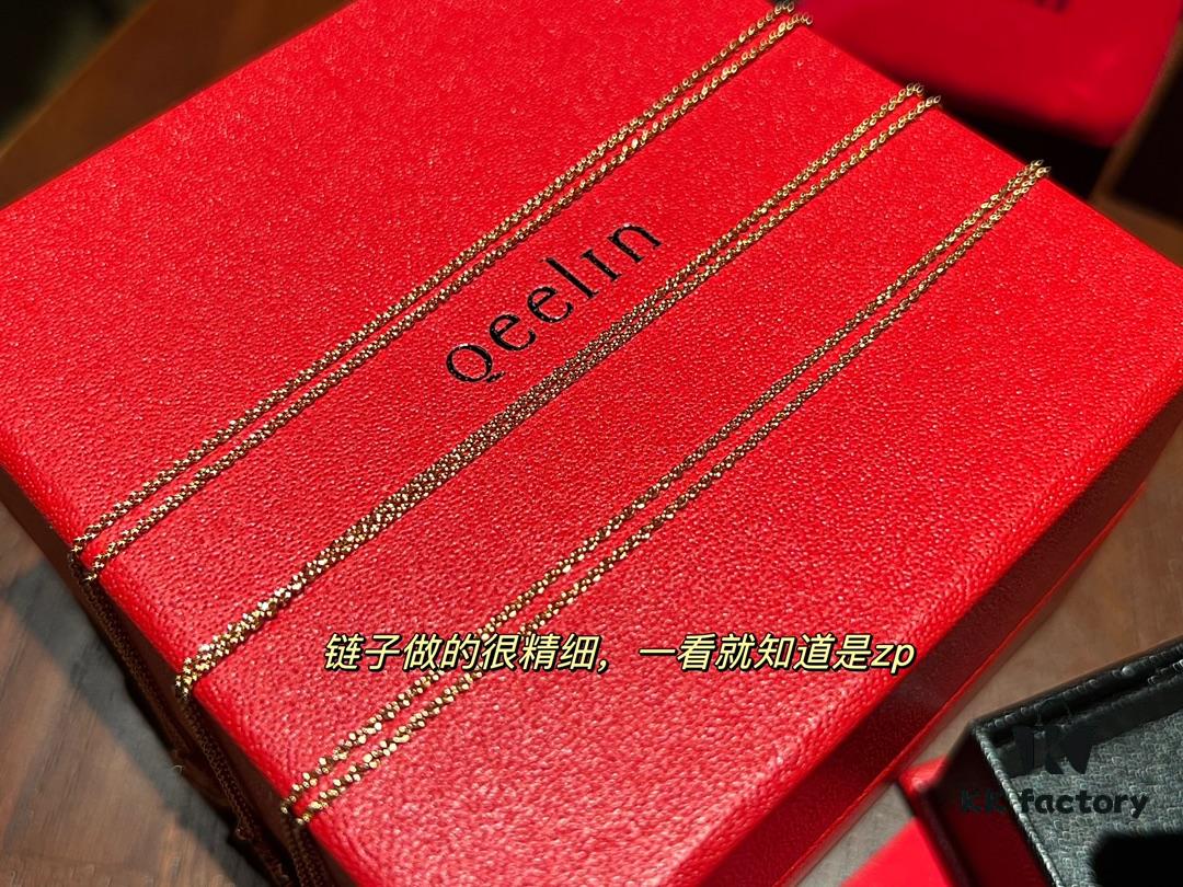 The entire chain is highly textured with a substantial weight; the chain itself is the highlight—made of the strongest rope chain, each piece is truly stunning and breathtaking! A must-buy, worth purchasing multiple pieces!