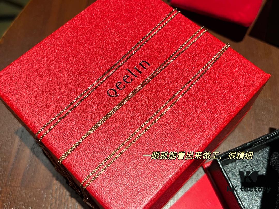 The entire chain is highly textured with a substantial weight; the chain itself is the highlight—made of the strongest rope chain, each piece is truly stunning and breathtaking! A must-buy, worth purchasing multiple pieces!