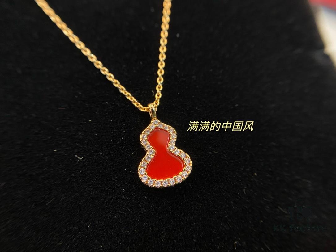 Red Agate in Solid Silver Jewelry – Carefully Selected for Lasting Wear