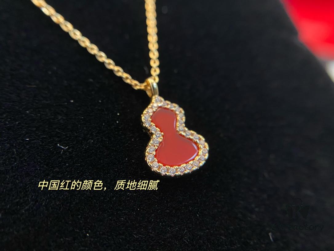 Red Agate in Solid Silver Jewelry – Carefully Selected for Lasting Wear