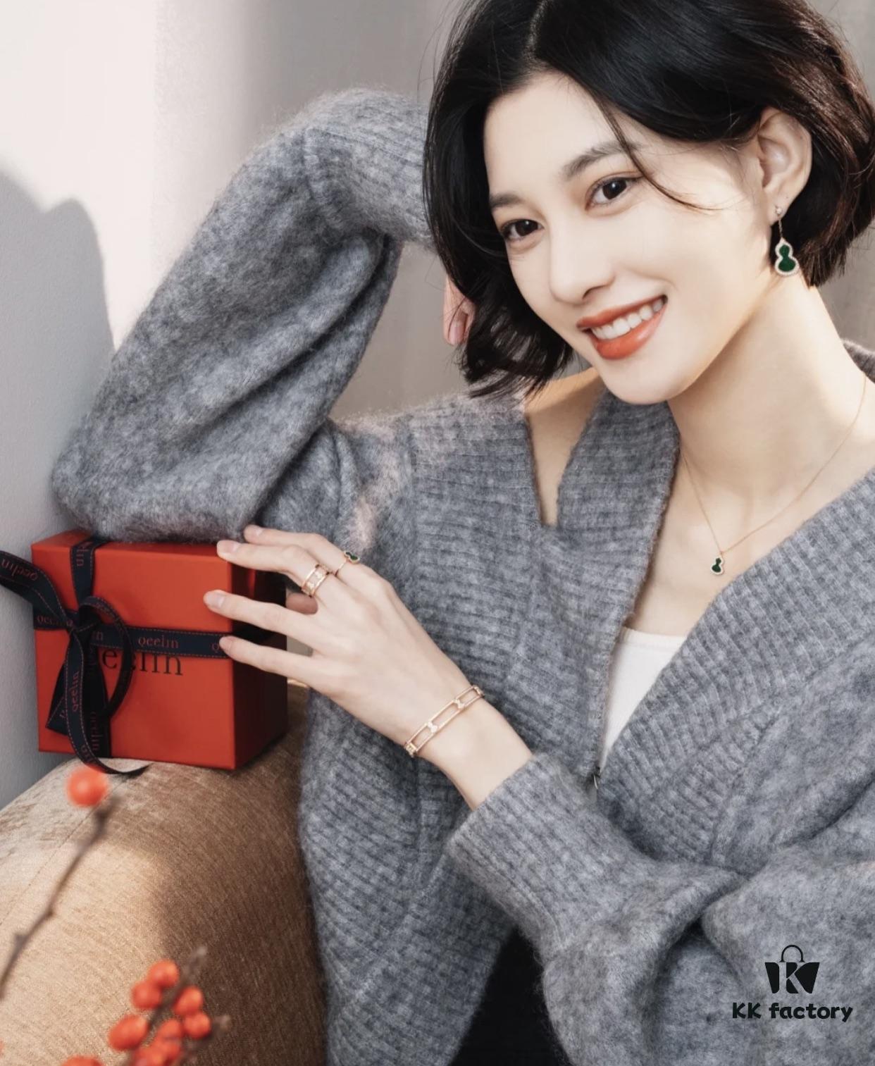 Green Gourd Must-Have 💚 Complements Skin Tone and Exudes Elegance!