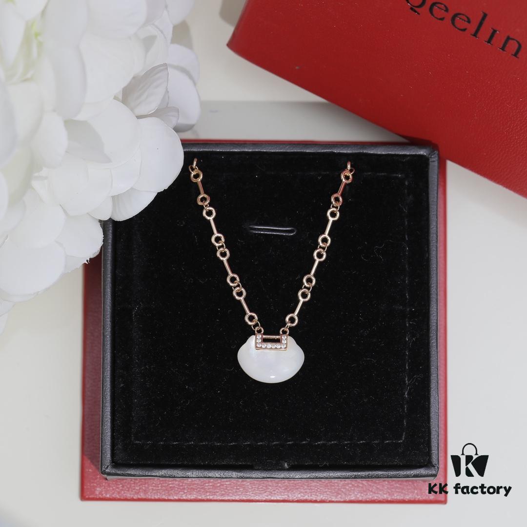 Kirin Auspicious Lock White Agate Necklace