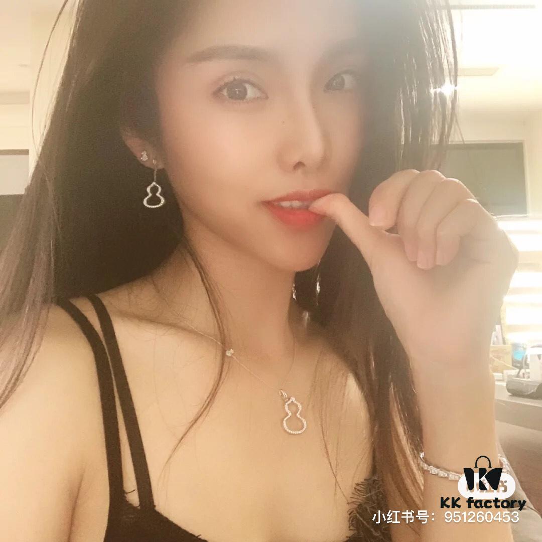 Kirin Yingyang Gourd Earrings, Stylish and Elegant, Pure Silver with Thick Gold Plating