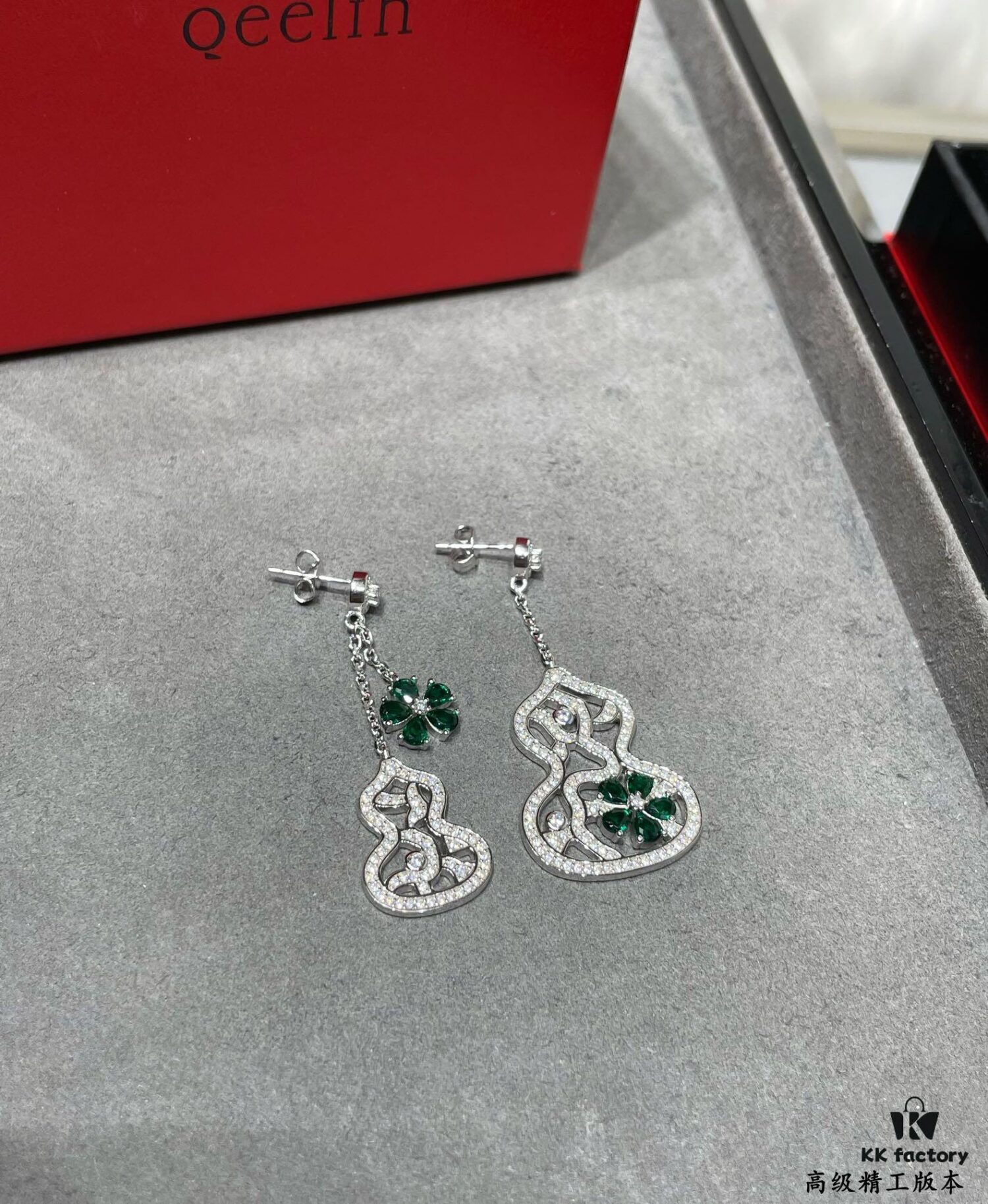 Qeelin Wulu Lace Enamel Earrings