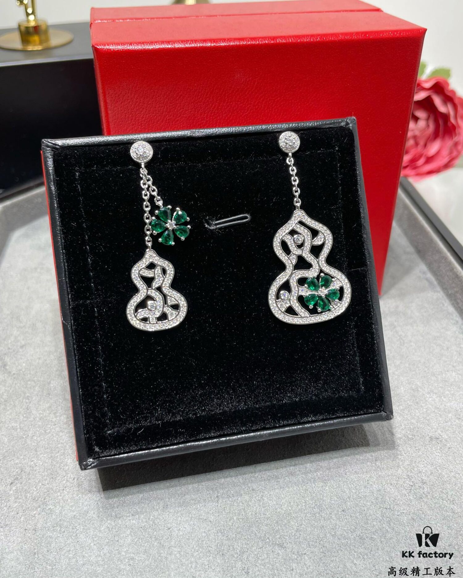 Qeelin Wulu Lace Enamel Earrings