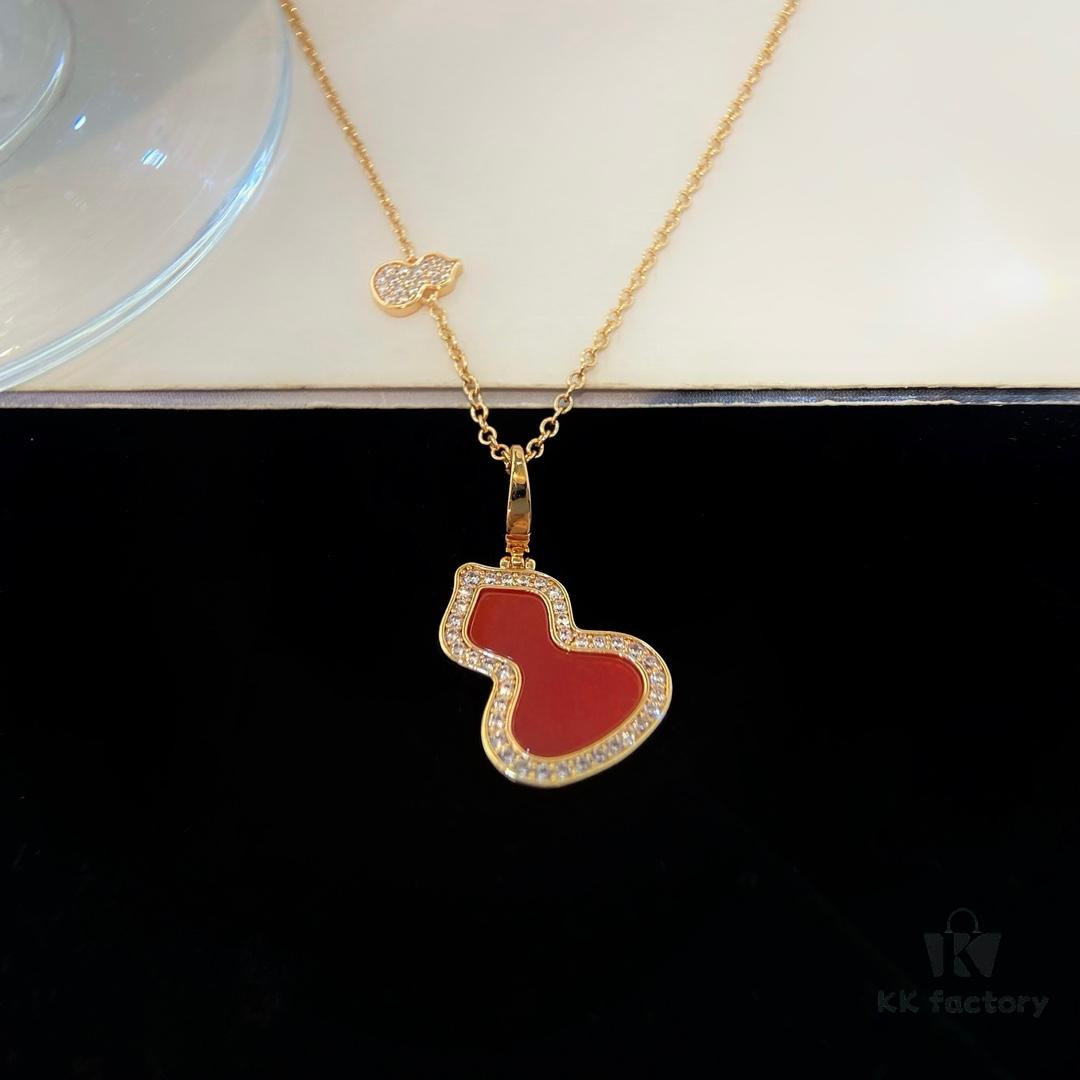 Exquisitely Crafted Gourd Pendant Necklace with Hand-Set Stones in V-Gold