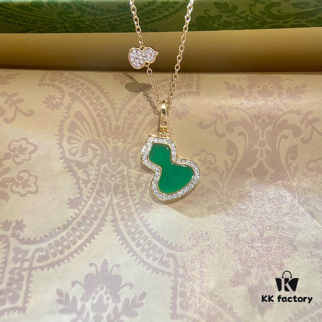 Exquisitely Crafted Gourd Pendant Necklace with Hand-Set Stones in V-Gold