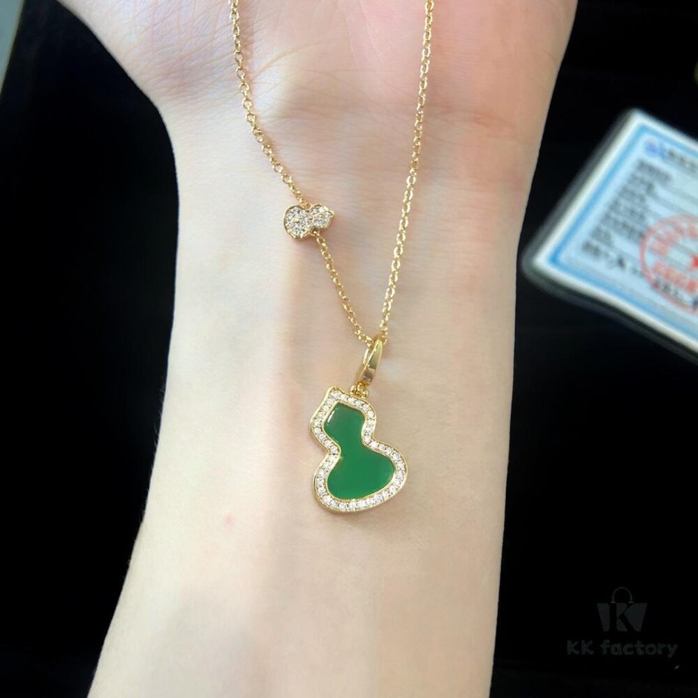 Exquisitely Crafted Gourd Pendant Necklace with Hand-Set Stones in V-Gold