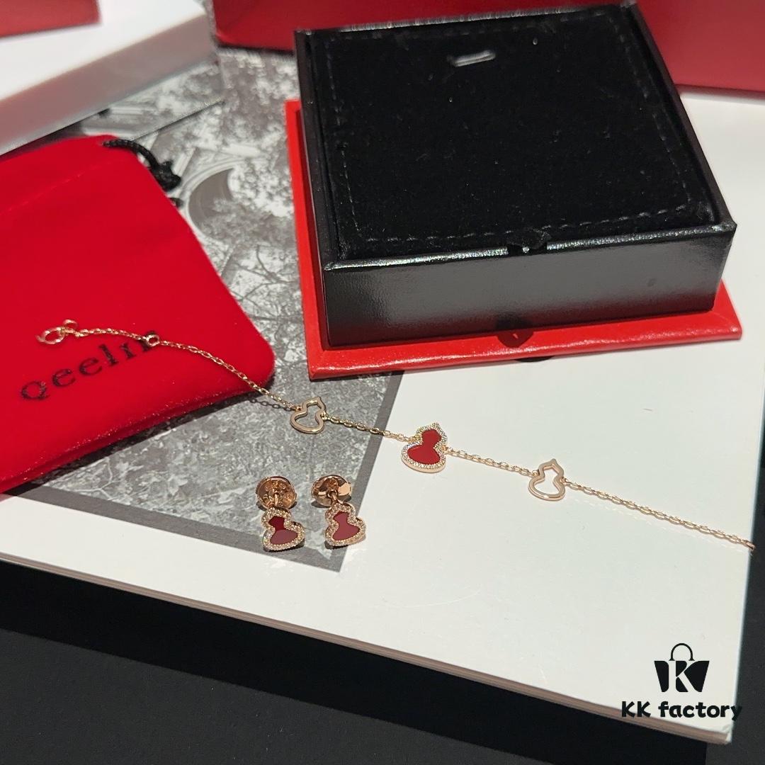 Qeelin Qilin Gourd Red Agate Bracelet and Earrings Set
