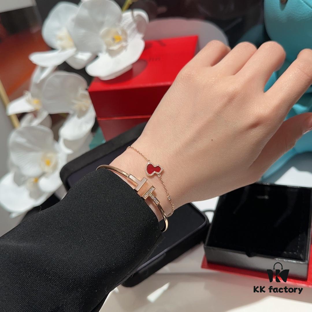 Exquisite and Versatile Premium Accessories 💎 - Kylin Single Gourd Red Agate Bracelet, Tiffany T-Shape Gemstone Diamond-Paved White Mother-of-Pearl Bangle