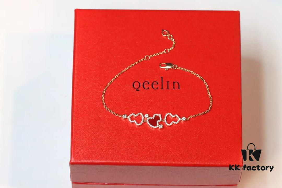 Qeelin Lucky Red Gourd Bracelet with Three Gourds