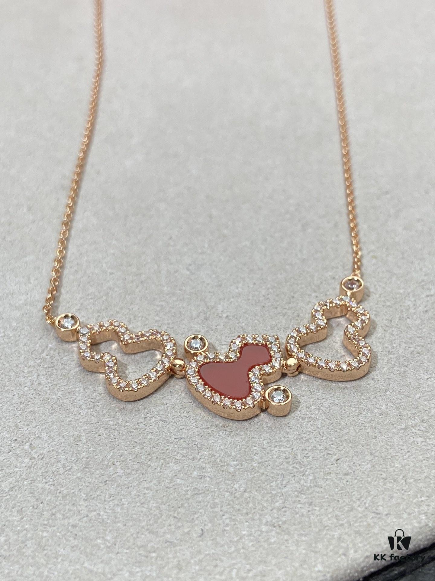 Queelin Kylin: Every Girl Deserves Her Little 'Fu Lu'