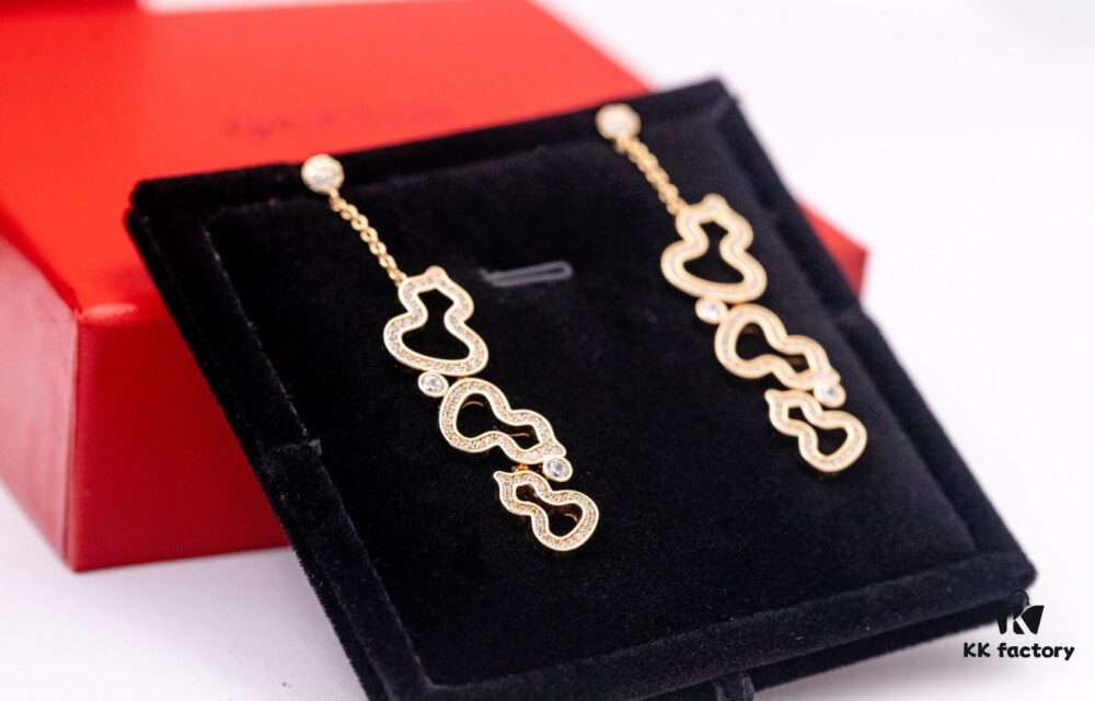 Qeelin Kylin Hollow Three Gourd Stud Earrings