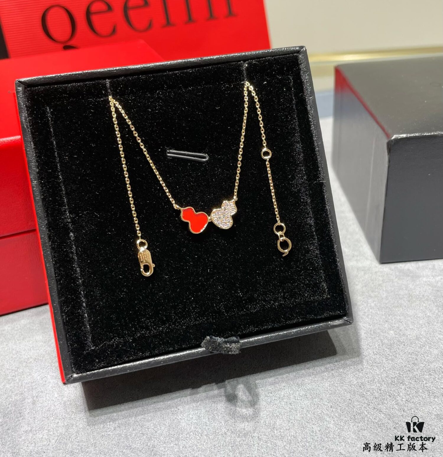 Qeelin x Lebekah Exclusive Limited Edition Red + Diamond Wulu Kylin Double Gourd Necklace 🌹 Adorable Design, Elegant Silhouette
