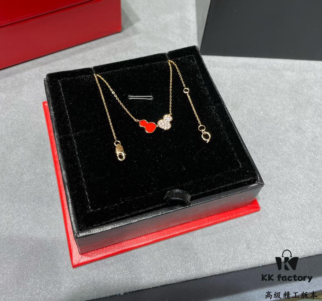 Qeelin x Lebekah Exclusive Limited Edition Red + Diamond Wulu Kylin Double Gourd Necklace 🌹 Adorable Design, Elegant Silhouette