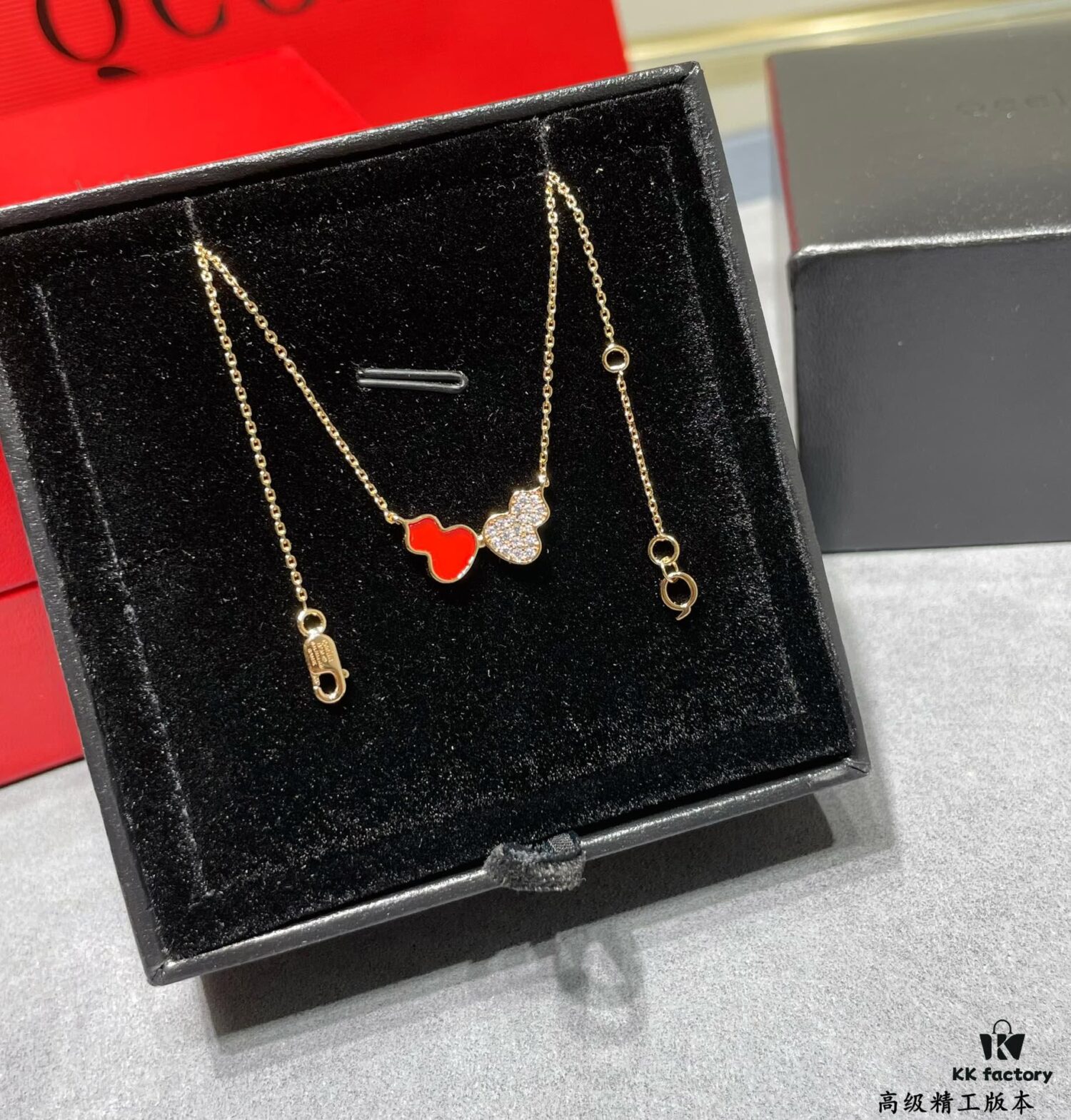 Qeelin x Lebekah Exclusive Limited Edition Red + Diamond Wulu Kylin Double Gourd Necklace 🌹 Adorable Design, Elegant Silhouette