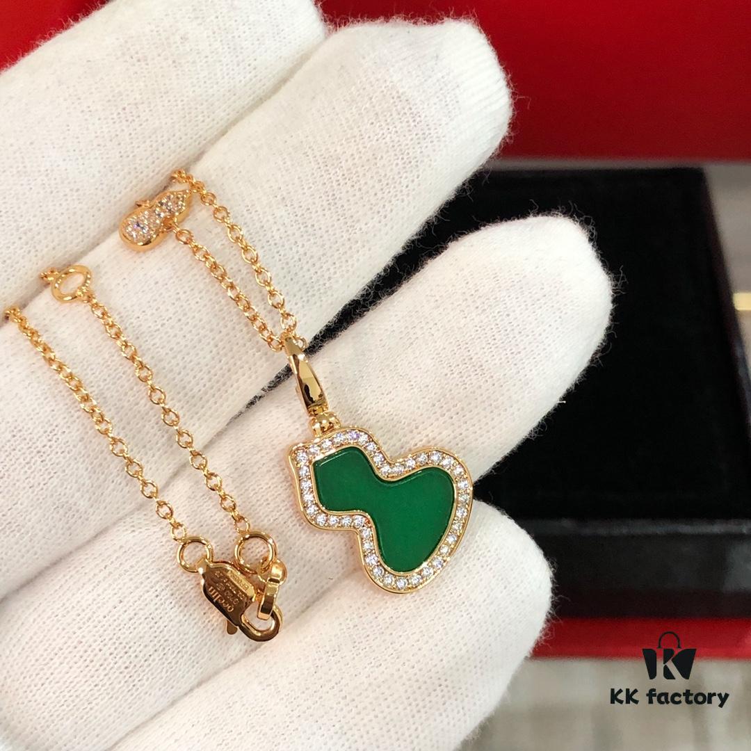 Qeelin Hululu Necklace with Detachable Gourd Pendant