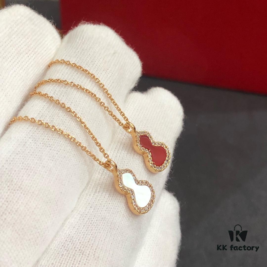 Qeelin Wulu Mini Pendant Necklace