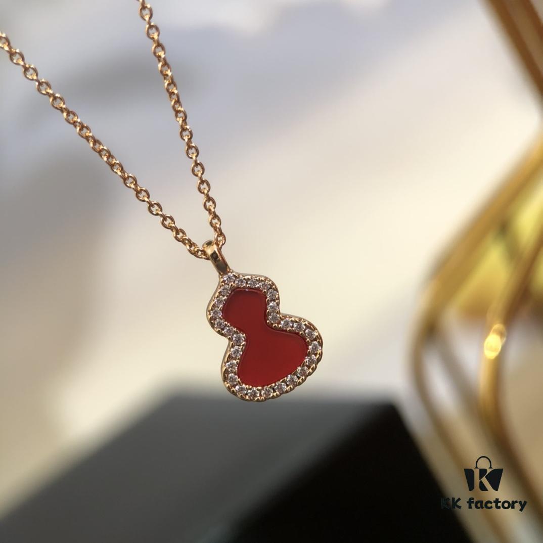 Qeelin Mini Calabash Necklace