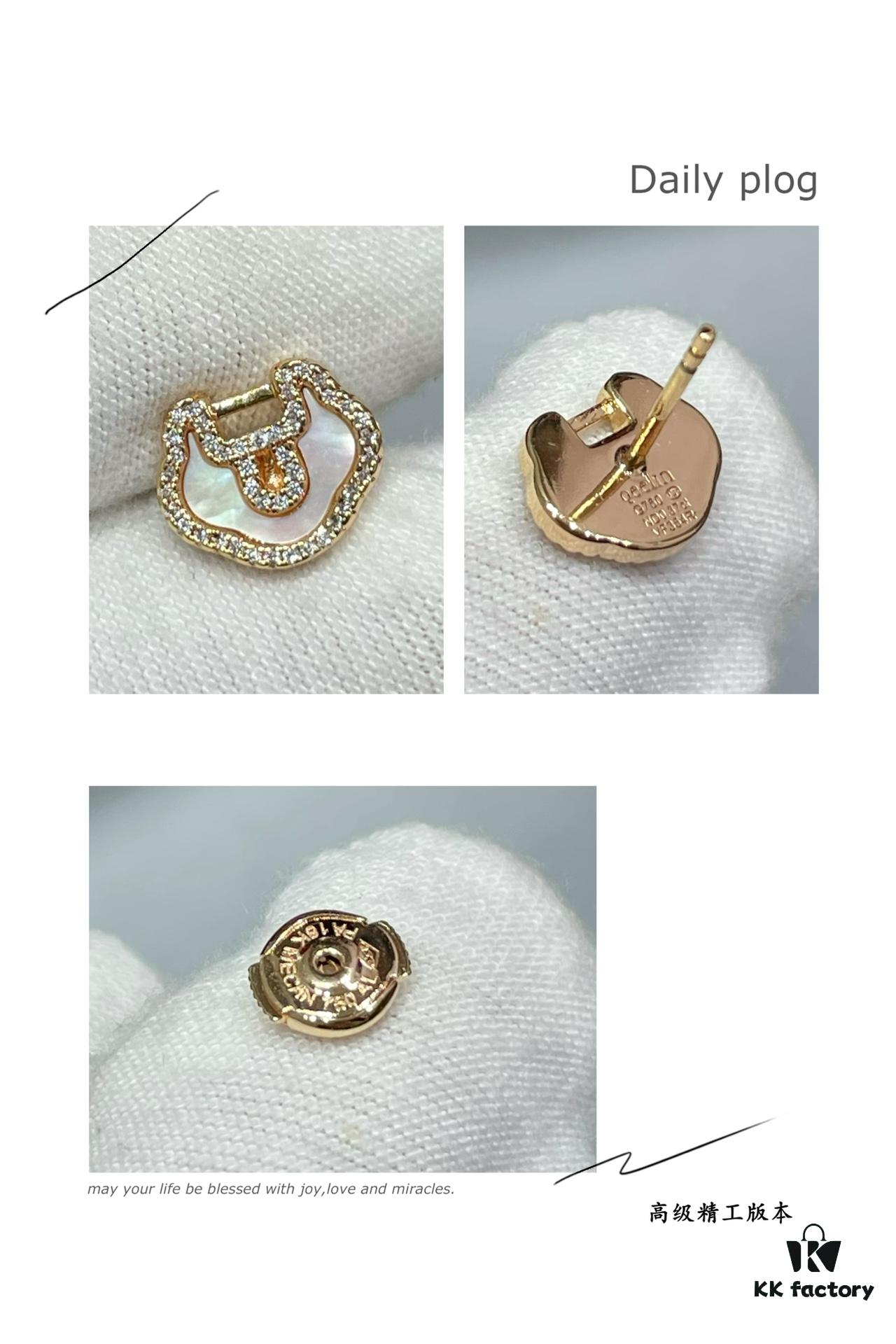 Kirin Advanced White Abalone Ruyi Lock Stud Earrings ✨ A Perfect Blend of Fashion and Tradition