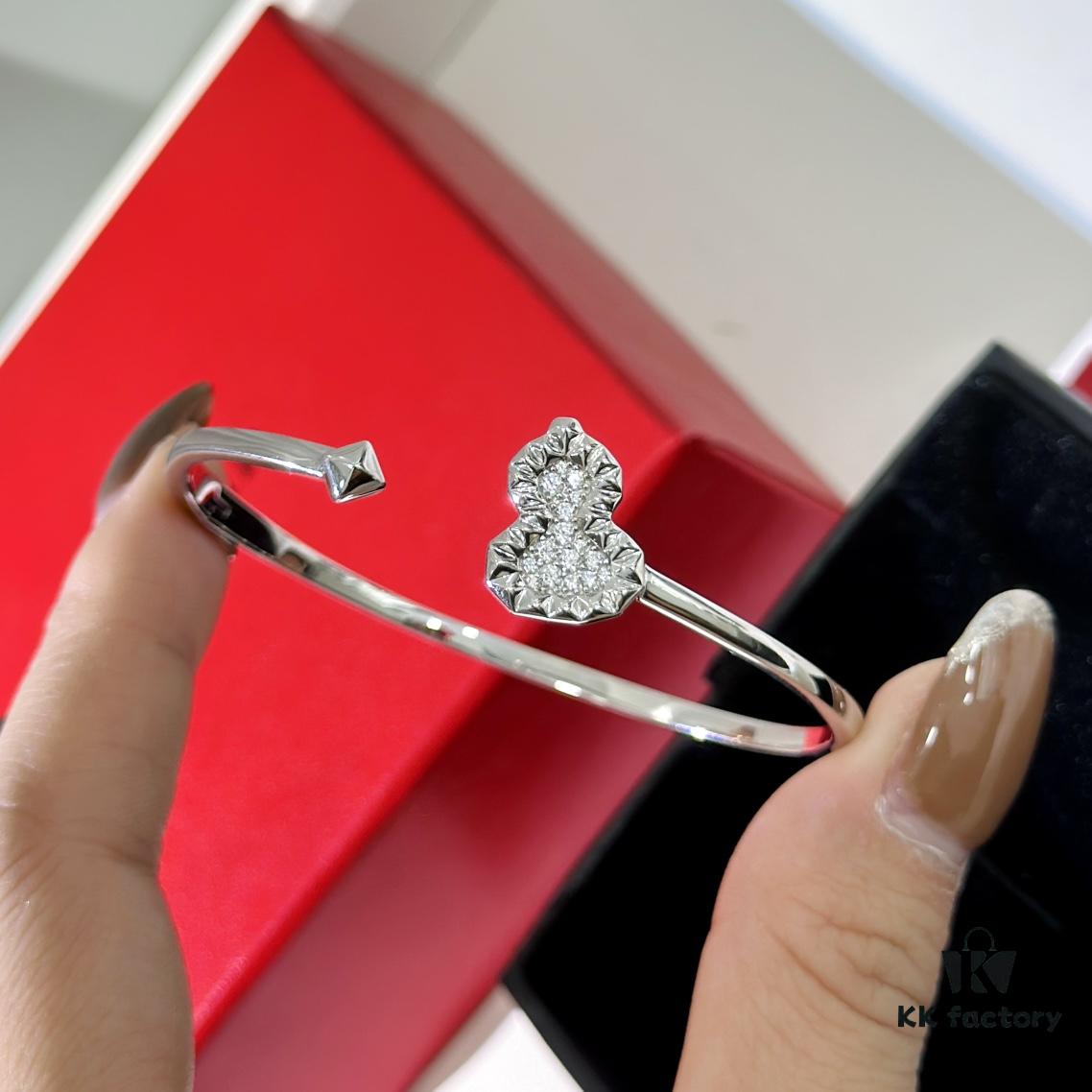 New Design Qilin Gourd Bracelet, High-Quality 1:1 Replica, 'Gourd' Sounds Like 'Good Fortune and Prosperity' in Chinese, Symbolizing Blessings – Beautiful and Meaningful, Simply Irresistible! Exquisitely Crafted Elastic Bracelet with Eight Hearts and Eight Arrows High-Carbon Diamonds, Platinum, Premium Custom Workmanship