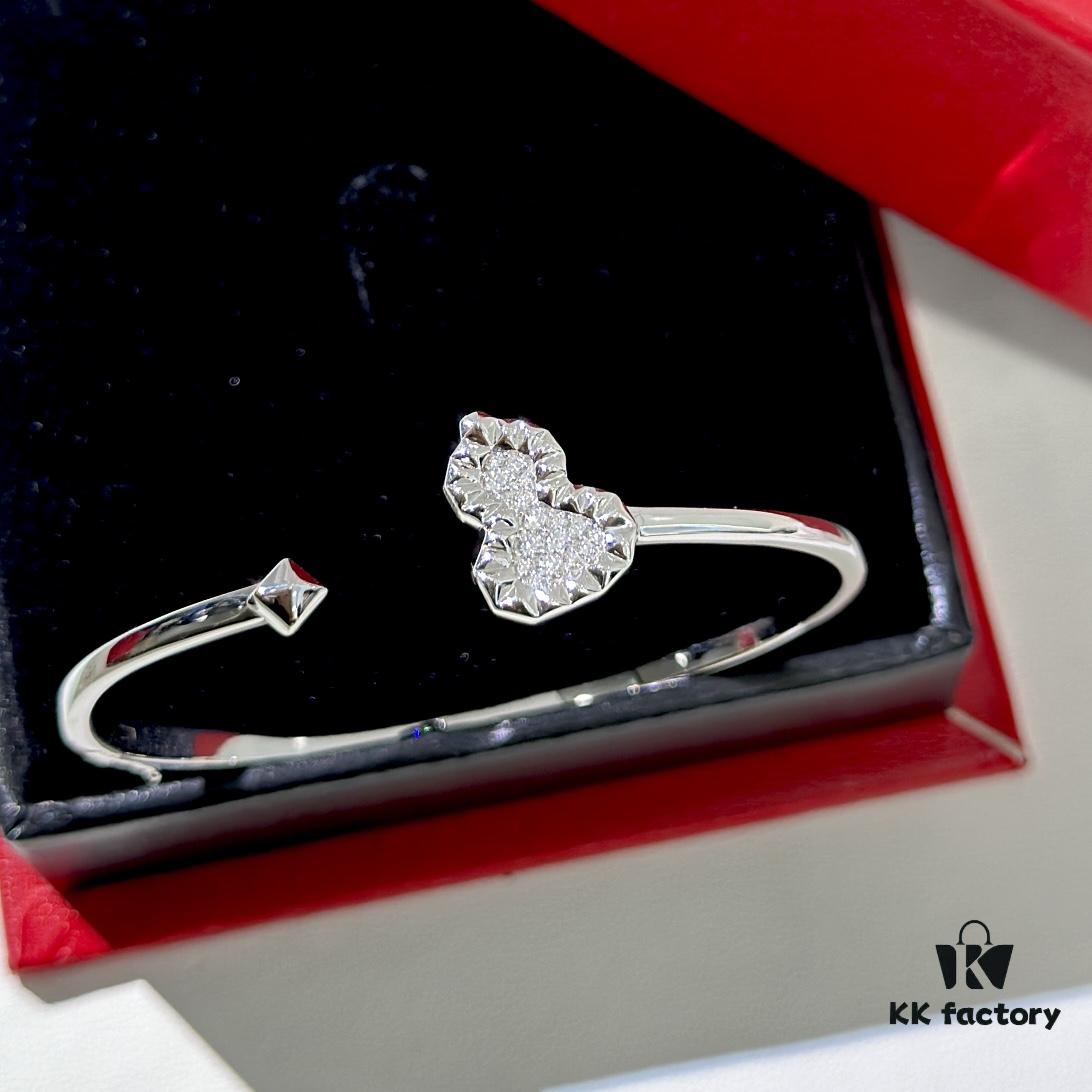 New Design Qilin Gourd Bracelet, High-Quality 1:1 Replica, 'Gourd' Sounds Like 'Good Fortune and Prosperity' in Chinese, Symbolizing Blessings – Beautiful and Meaningful, Simply Irresistible! Exquisitely Crafted Elastic Bracelet with Eight Hearts and Eight Arrows High-Carbon Diamonds, Platinum, Premium Custom Workmanship