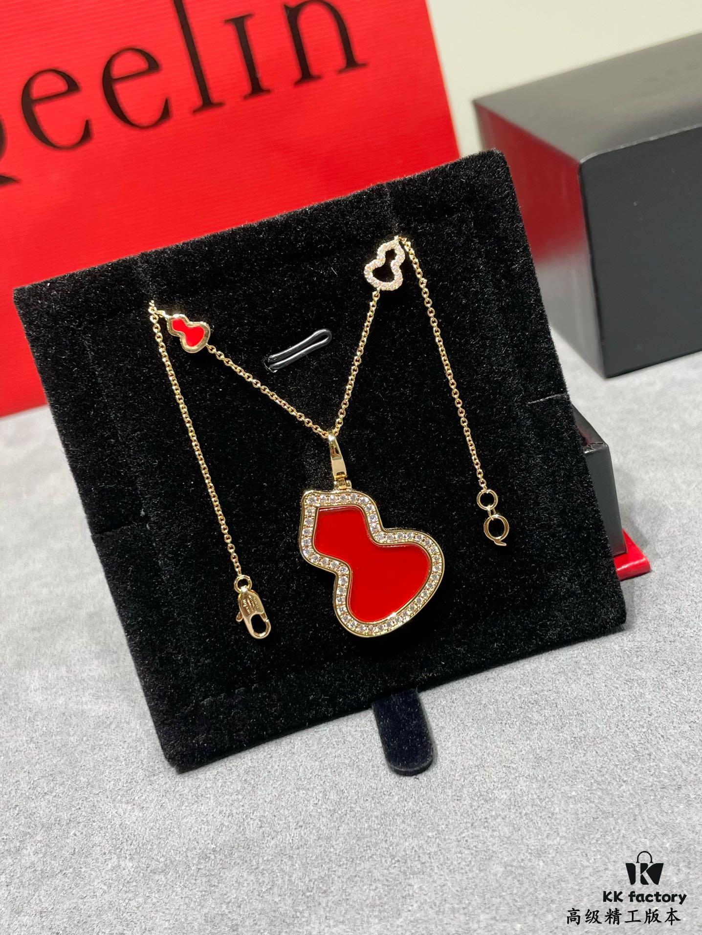 Detachable Pendant) Qeelin Wulu Mini 8 Lotus Diamond Necklace, Cute and Simple Design, Elegant Line Art, Qeelin x Rebecca Limited Edition