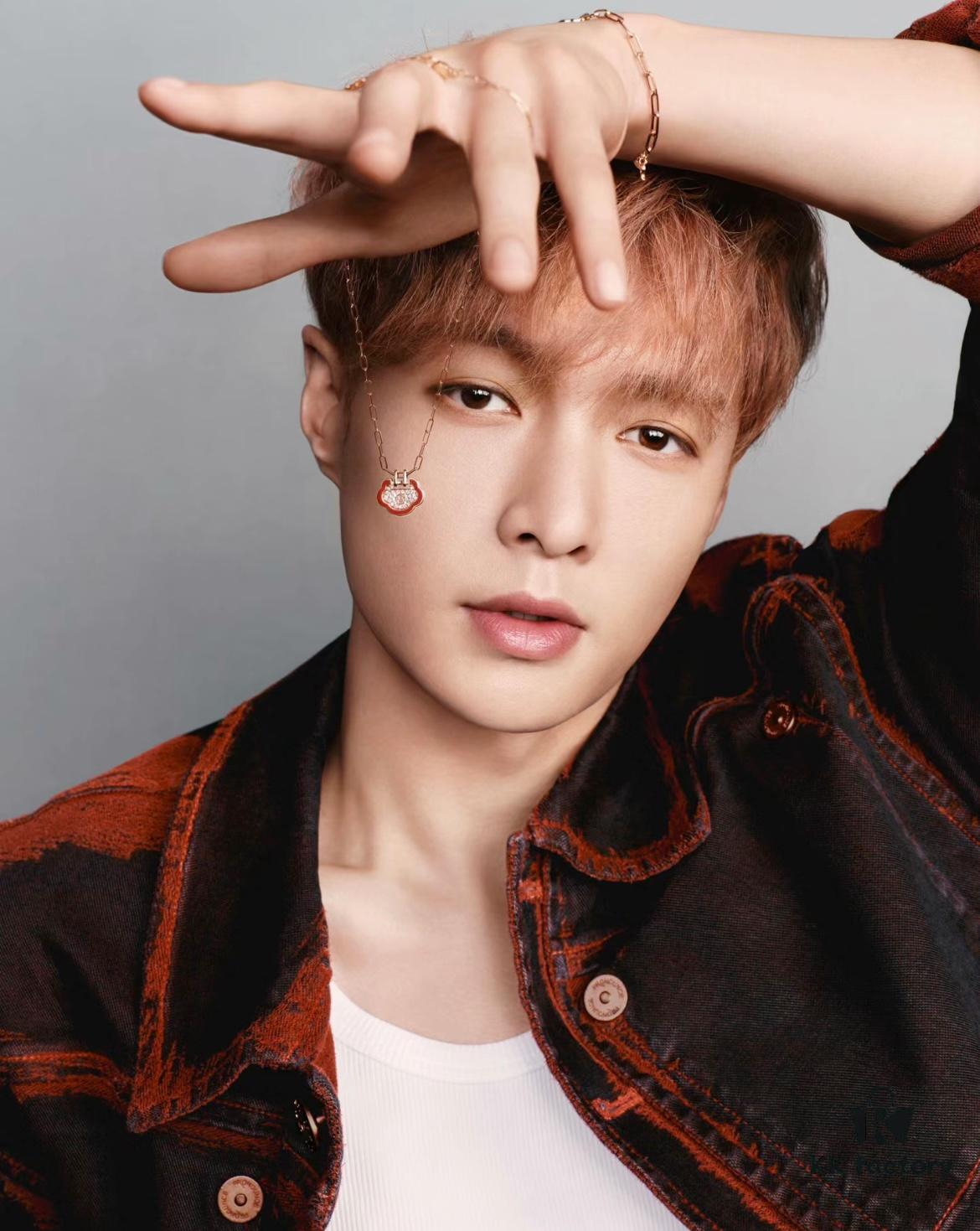 Kirin Red-Edged Full-Pave Lucky Lock Necklace ✨ A Perfect Blend of Fashion and Tradition, Eye-Catching and Unique Design