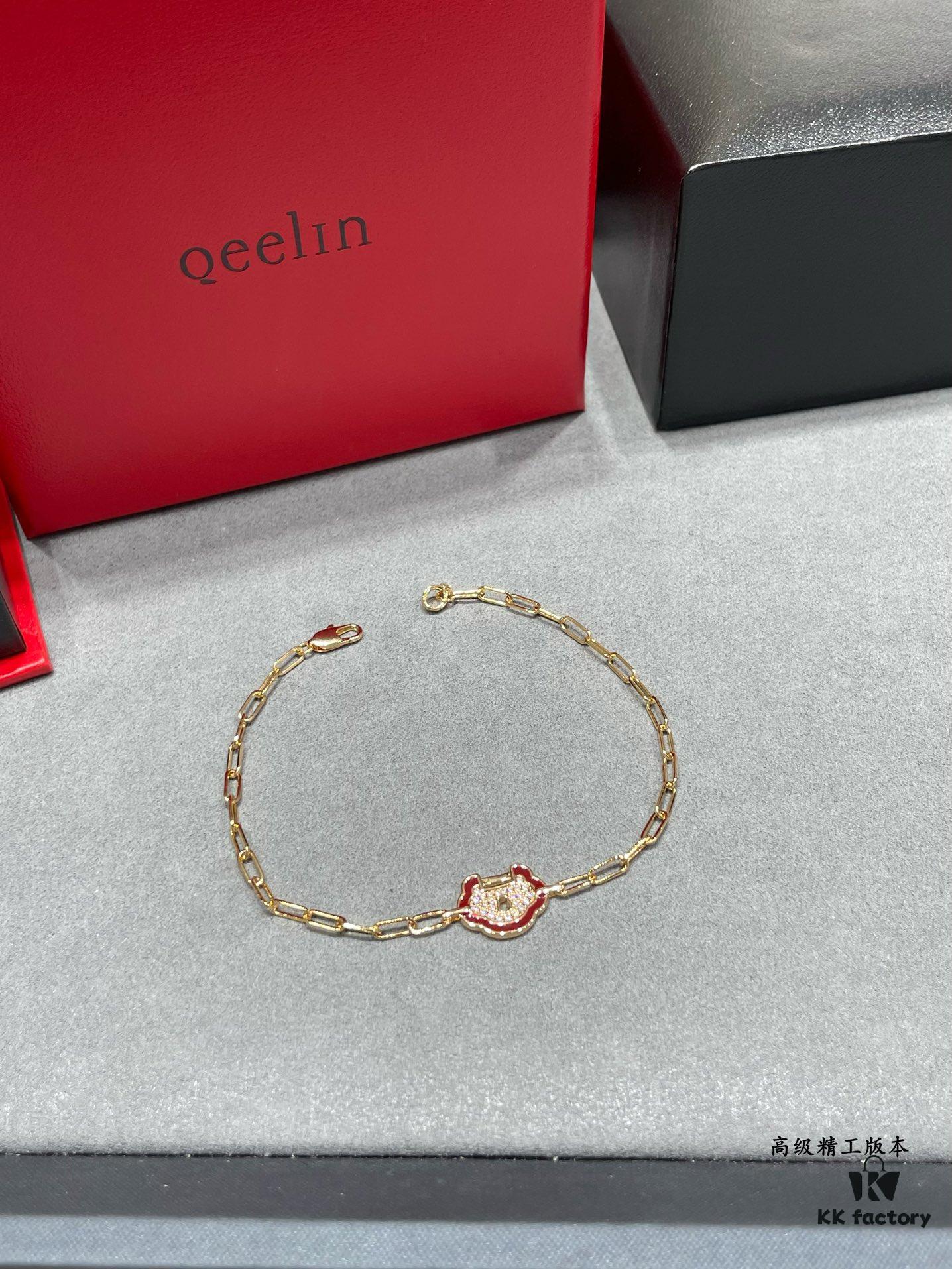 Kirin Red Edge Full Diamond Ruyi Lock Bracelet ✨ A Stylish Blend of Fashion and Tradition